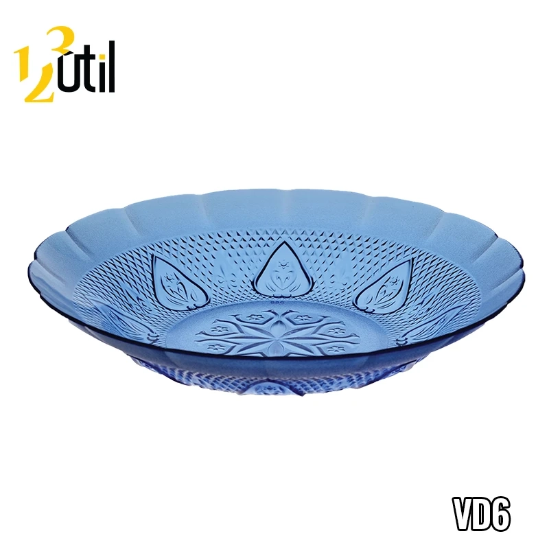 Prato fundo de vidro azul coração 9"