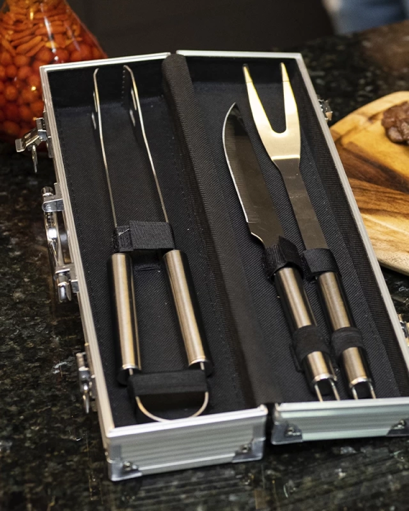 Maleta churrasco aço inox cor prata com 3 peças