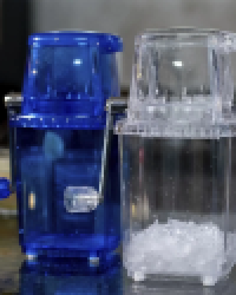 Triturador / picador manual de gelo - cor azul