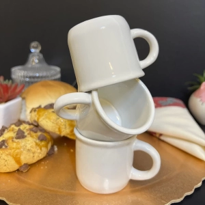 Caneca cerâmica lisa 60ml 8*6*5cm
