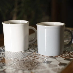 Caneca cerâmica lisa e estampada 300ml - 9*9cm