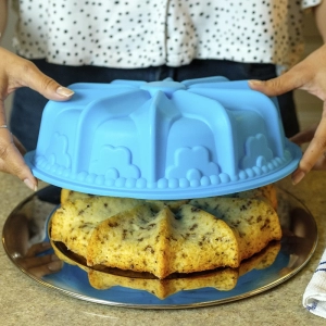 Forma de silicone p/ bolo e pudim 28*9 cm