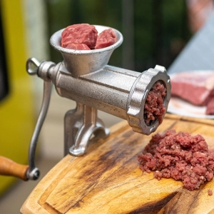 Moedor de carne manual 8" ferro fundido