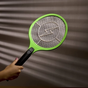 Raquete mata mosquito 110 / 220 v